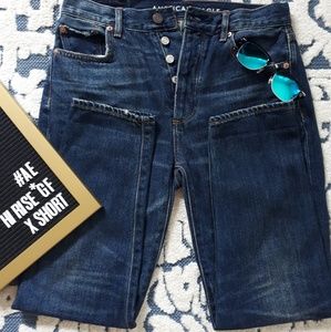 American Eagle Hi Rise Girlfriend Jeans